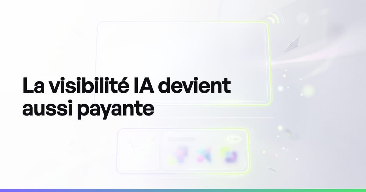 Une réponse conversationnelle translucide séparée d'une carte publicitaire lumineuse, pour illustrer la coexistence entre visibilité organique et payante dans ChatGPT
